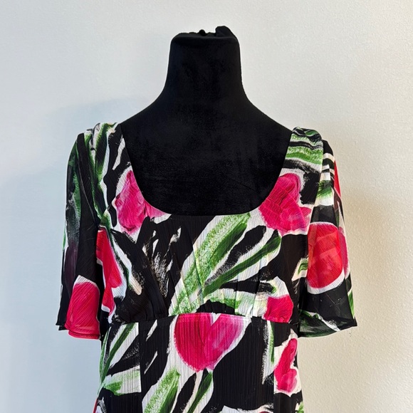 Pink and White Floral Maxi Sundress with 3/4 Sleeves - Picture 2 of 10